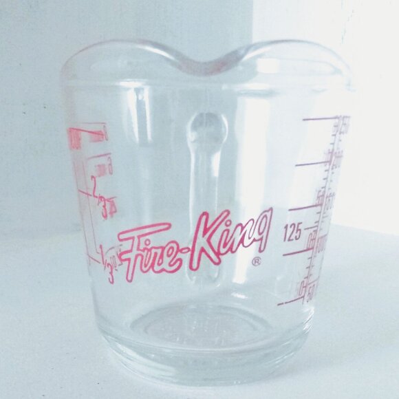 Vintage Fire King - Anchor Hocking Glass Measuring Cup 8 oz/1 Cup - Picture 2 of 11
